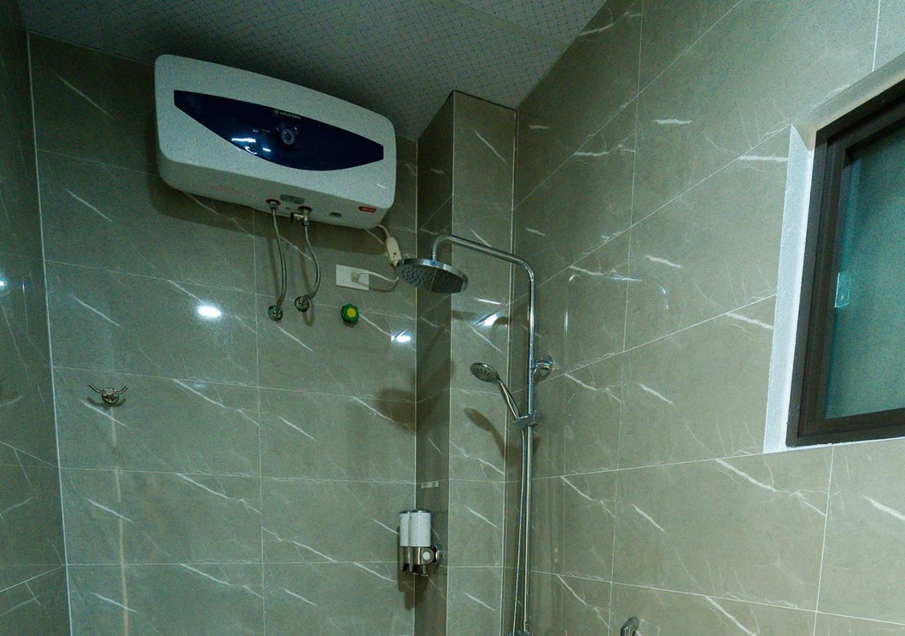 נין בין Della Luna Hotel מראה חיצוני תמונה